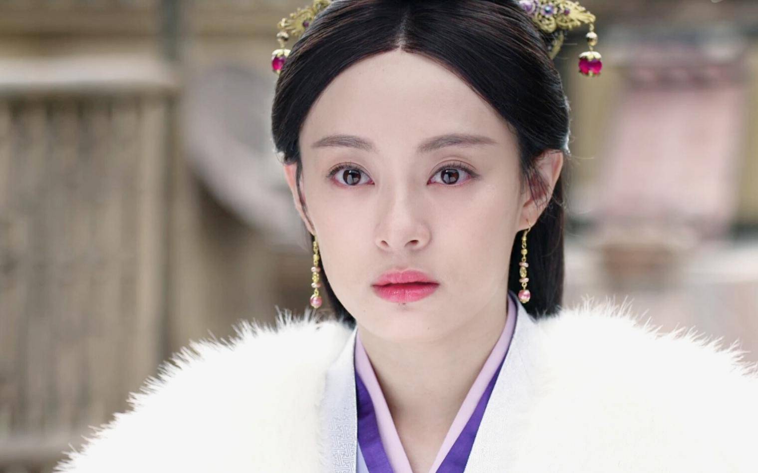 歪瓜脸混进美人堆,同框即比美,颜值差距一目了然_梁嘉琪_观众_刘亦菲