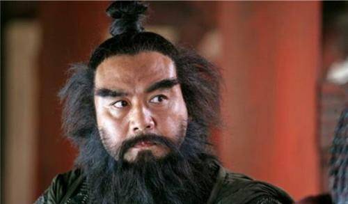 大哥,刘备对关羽,张飞也是极为照顾和信任,这不,袁术率领大军攻打徐州