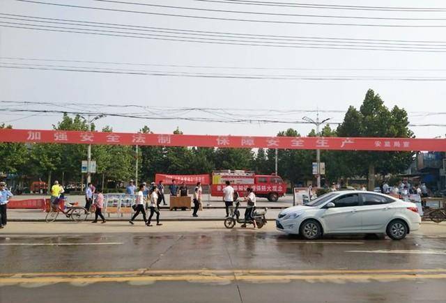 县委财政支出11亿,却"蜗居"平房办公60多年_大院_灵寿_工作