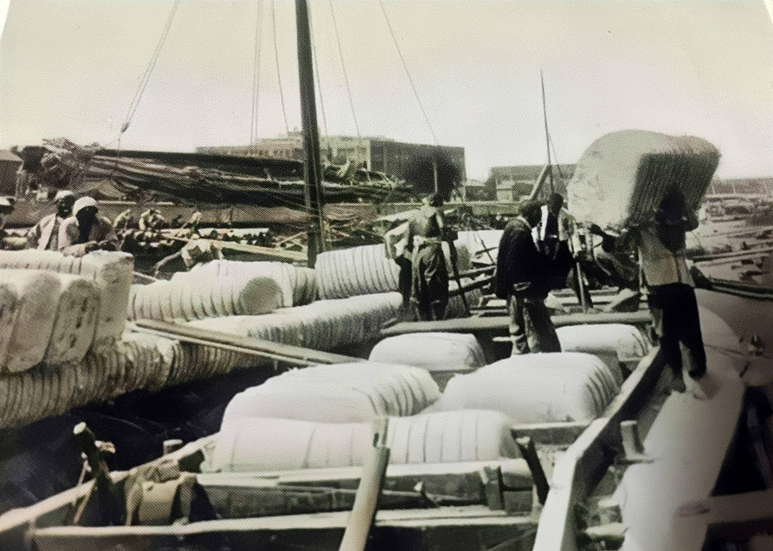 女子的坚强:丈夫倒下,撑起整个家,抚养四个孩子,却愧对二儿子