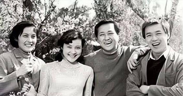 83年西安一女子与130人发生关系,聚众舞会逼女儿参与,被判死刑_马燕秦