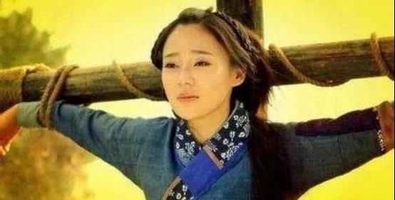点天灯到底有多残忍?董卓是第一个,另一个是名可怜的女子!