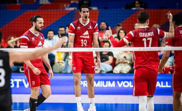 无论土耳其如何暂停都难以扭转局势,最终法国男排14-25再胜一局,以1-3