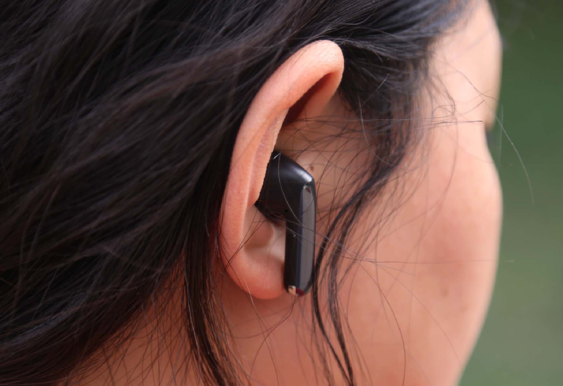 行业内卷百元段位qcy ailybuds pro 金标耳机也支持主动降噪了