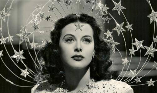 世界上最美的女人,被誉为"wifi之母",一个吻价值3.5亿美元