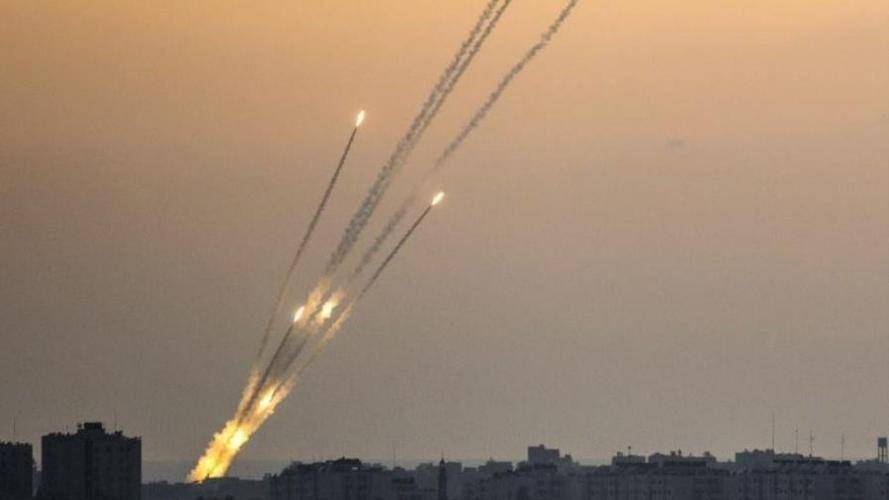 以色列火箭弹图片