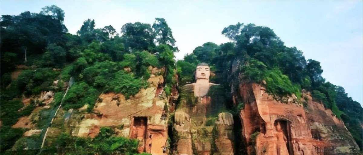 纪实:乐山大佛胸口处发现一密室,专家进入:千年前的谣传被证实