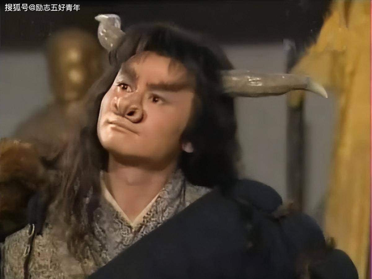 他是剧中的邪剑仙,差点团灭主角团,戏外却成了他口中悲惨的人