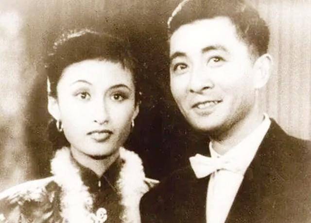 在金山有意撮合的情况下,赵丹与叶露茜接触的机会越来越多,而在二人