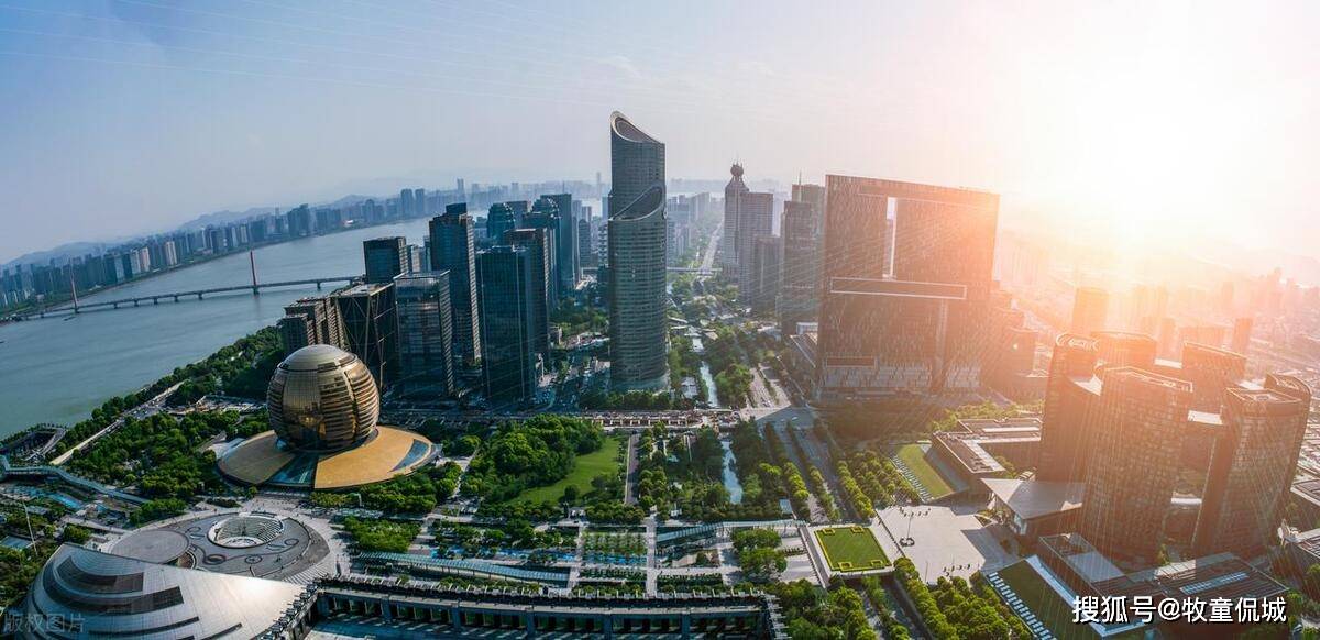 中国城市人才吸引力排名:北京居首,杭州第2,广州第4,成都第8