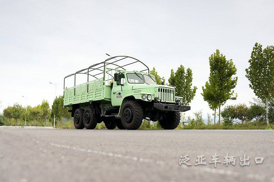 东风六驱6x6全驱eq2100越野卡车专用车