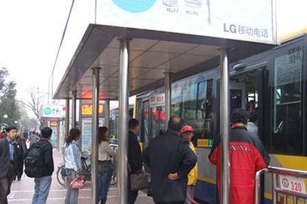 北京男子因嫌婴儿车挡道,将2岁幼女举起狠摔致死,法院怎么判的