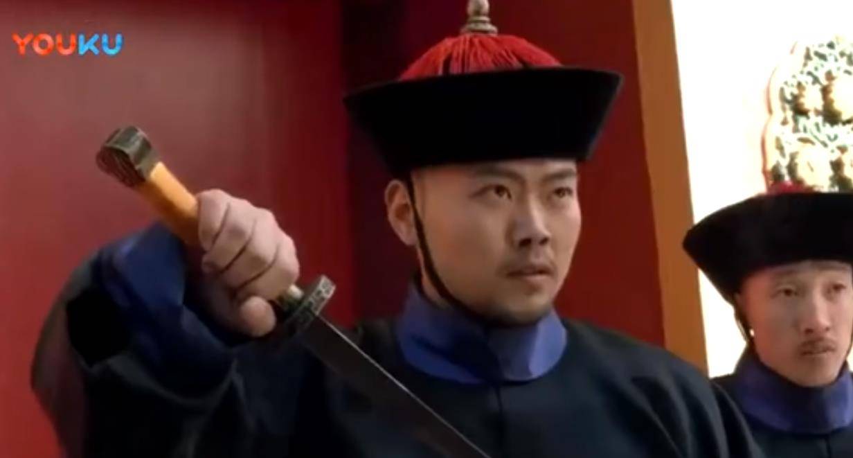 甄嬛传:原来杀死流朱的侍卫,早已被甄嬛报复,你看原著