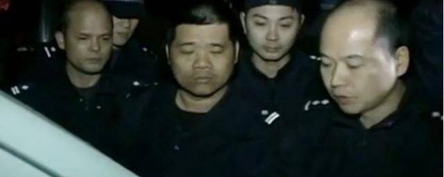 公安厅长坐镇指挥,3000警力攻进"制毒王国"_蔡东家_博社村_警方