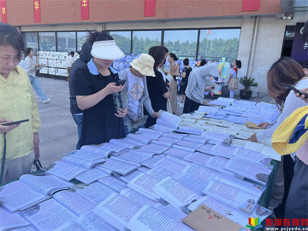 铜山区房村镇小学片级教学开放日暨家长进校园活动