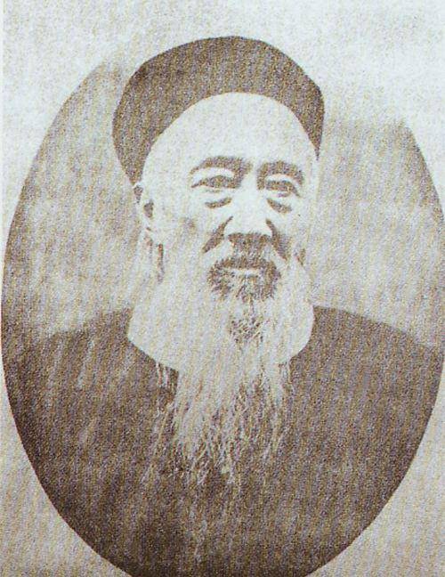 老乡投奔曾国藩,吃饭时做一小动作,曾国藩为何说:此人不可用?