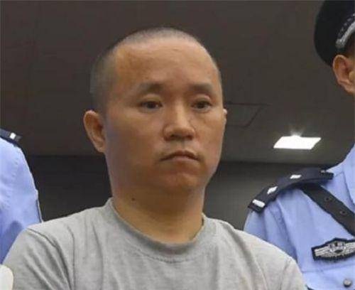 催租,杀害房东一家四口,房东16岁女儿生前还遭玷污_纪光_李忠吉_房租