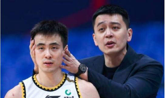 赵继伟忙碌跨界多才展现_解说_王君瑞_篮球