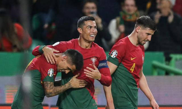 c罗领衔史上最强葡萄牙国家队,欧洲杯再添辉煌?