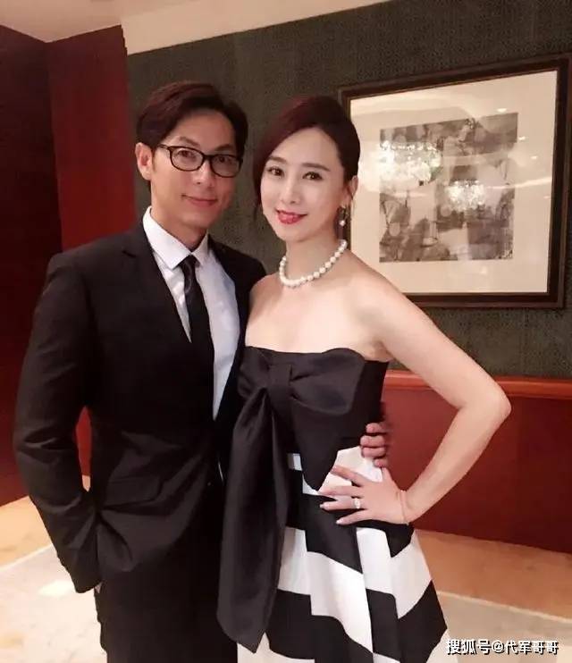 走红,35岁遭豪门抛弃,39岁遇真爱,如今55岁让人羡慕_翁虹_伍伟杰_舞蹈