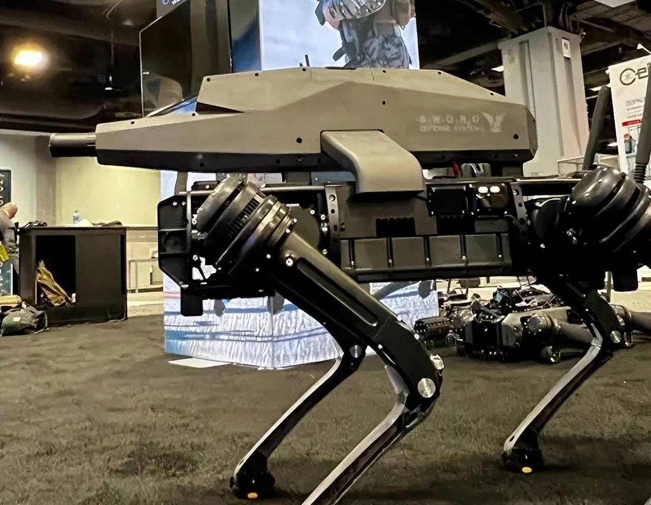 一只来自中国的"机械狗",引发国际热议,美国率先发起攻击_无人机_的