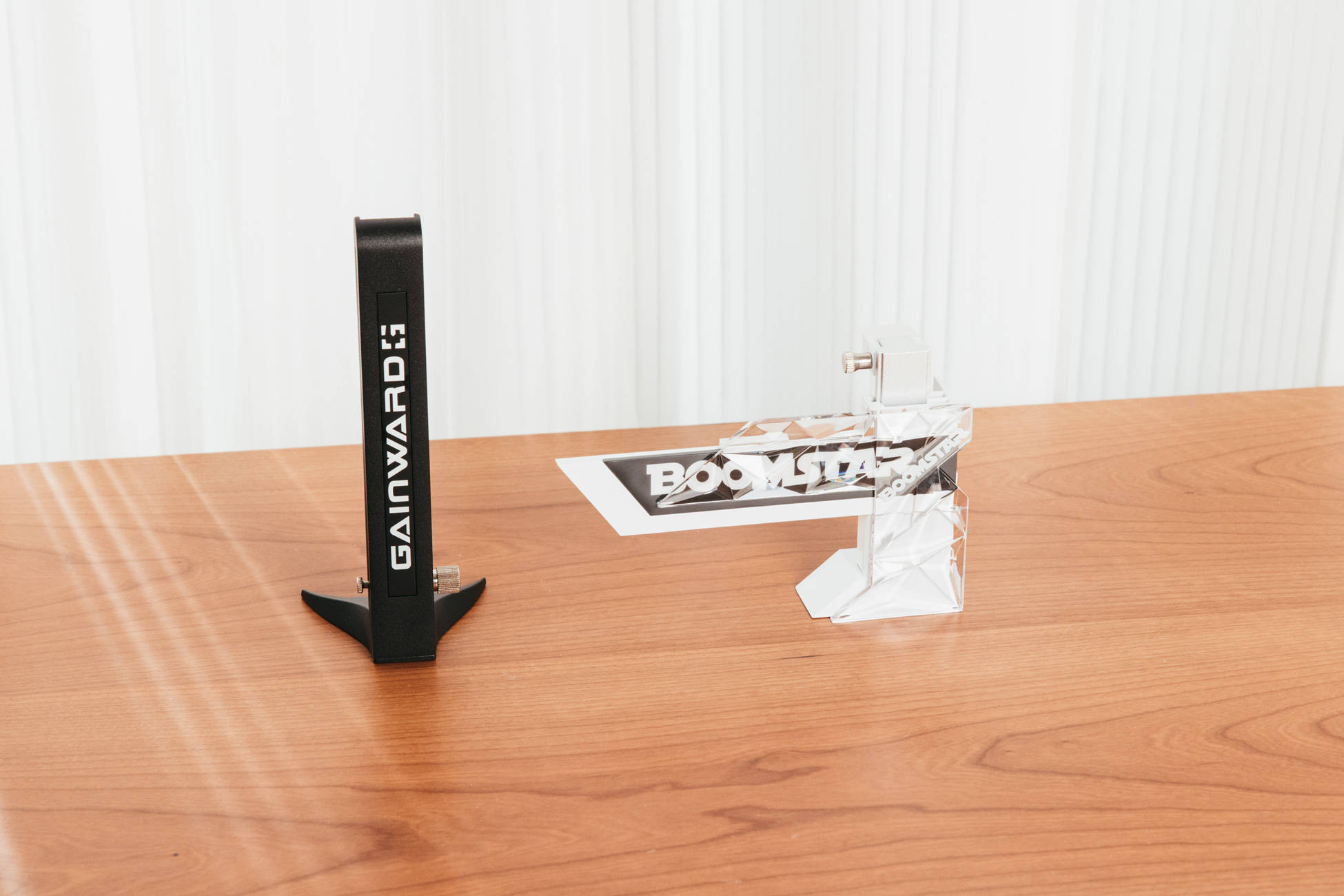 黑白双色,百变太极,九州风神模块化机箱墨菲斯装机分享