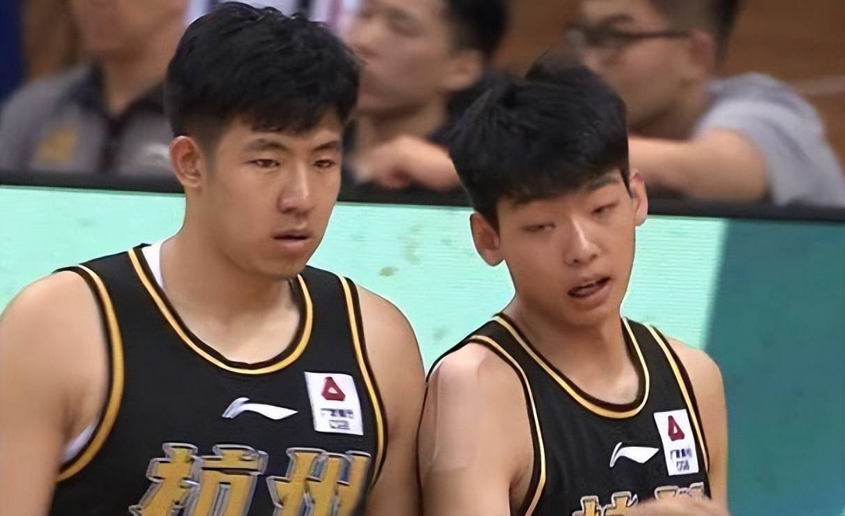 之后王欣瑞可以选择往射手球员的方向发展,只要练好三