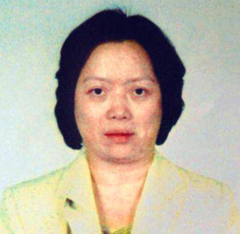 被美国全球通缉的福建妇女,在狱中病逝后,160辆林肯为她送行