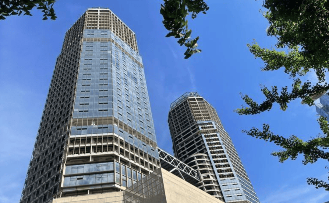 绍兴最壮观的烂尾楼,腰斩到2.3亿才拍卖成功,未来仍扑朔迷离