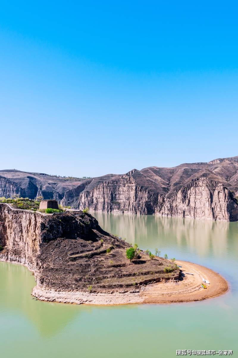 最近去内蒙古响沙湾旅游适合玩几天?