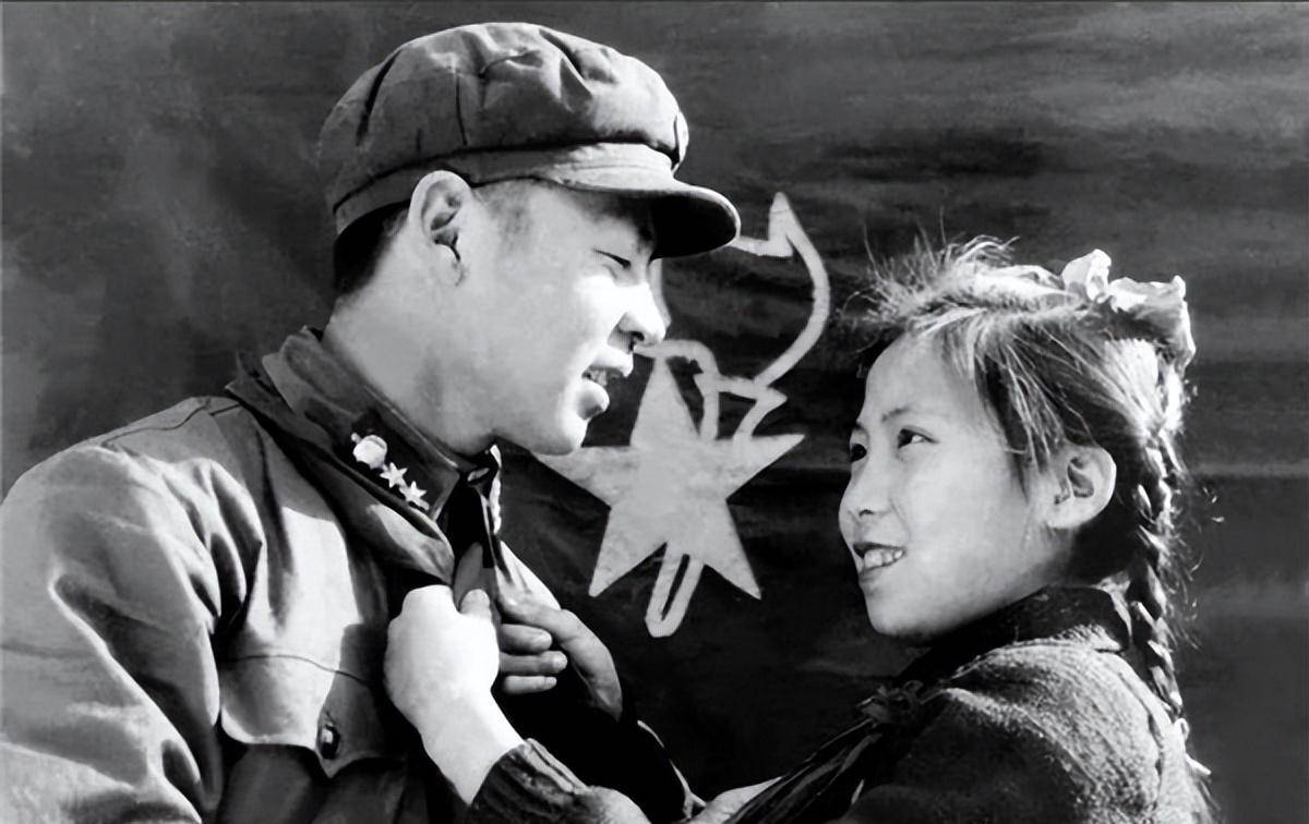 1962年,雷锋意外受伤后为啥没救活?40年后鉴定人史宝光说出细节