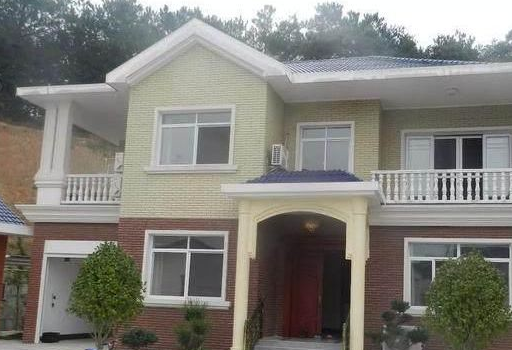 35万靠山建别墅,房子落成邻里亲戚都来祝贺,眼红的大有人在