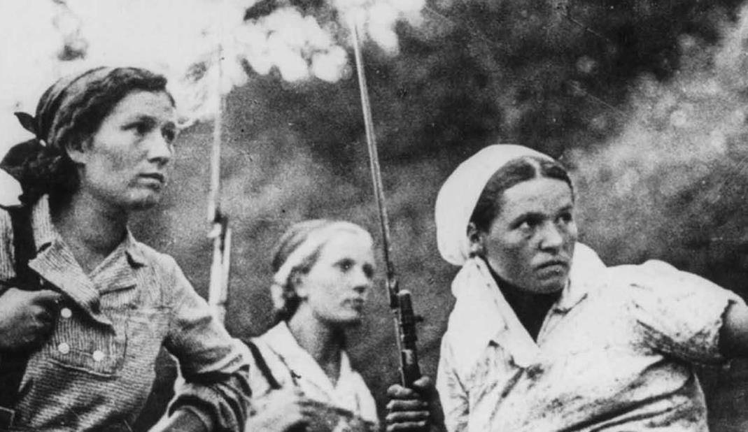 德军在战争时期的所作所为,特别令人痛恨,苏联女兵们都知道德军很残忍