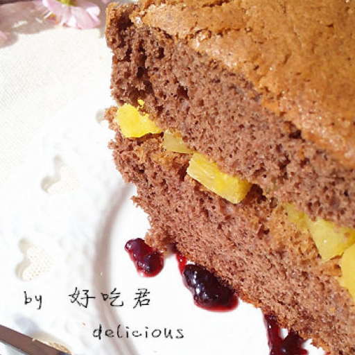 可可海绵蛋糕,松软细腻,香味诱人,吃了会上瘾