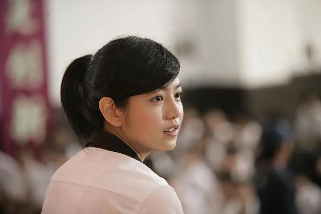 《但愿人长久》首播将至!陈妍希演邓丽君,剧照温婉大气太有韵味