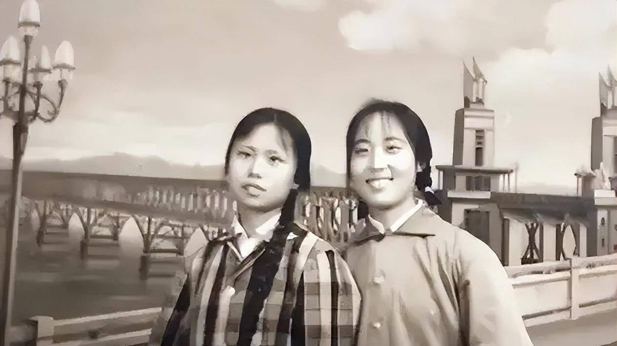 90岁老人一生没有上户口,临终前拿出儿时照片,惊动两国政府_王玉兰