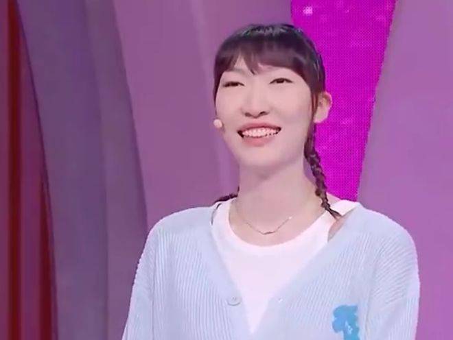 韩旭在今年帮助四川女篮实现wcba2连冠,目前正跟随中国女篮集训备战