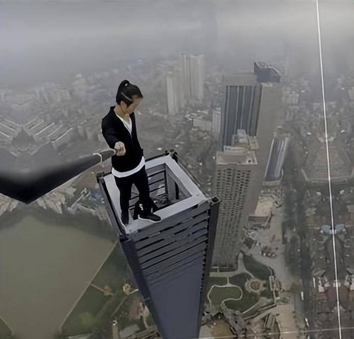 湖南穷小伙吴永宁,为挣10万给母亲治病,不幸从263米楼顶坠亡