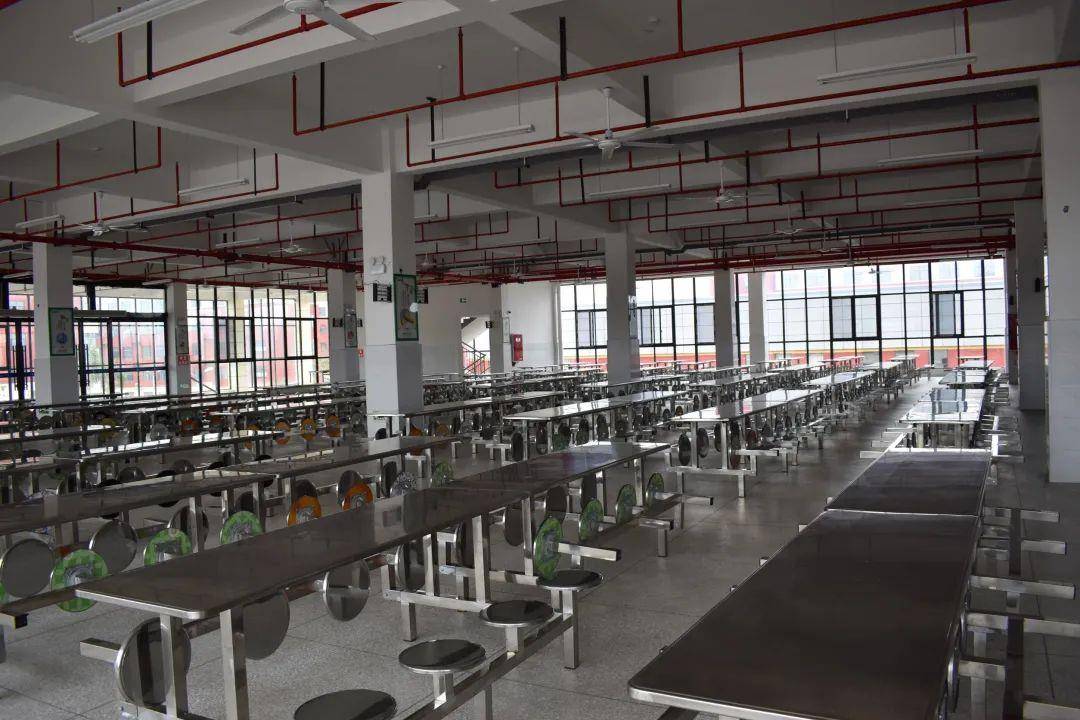 宜宾屏山县求实高级中学屏山求实高中-23成都高中录取分数线-成都高中