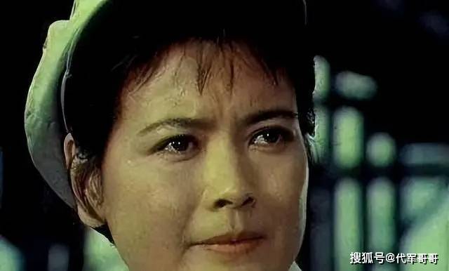 原来她早已去世!经历两段不幸婚姻,53岁离世两任老公都没出席葬礼