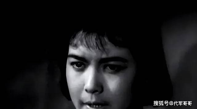 原来她早已去世!经历两段不幸婚姻,53岁离世两任老公都没出席葬礼