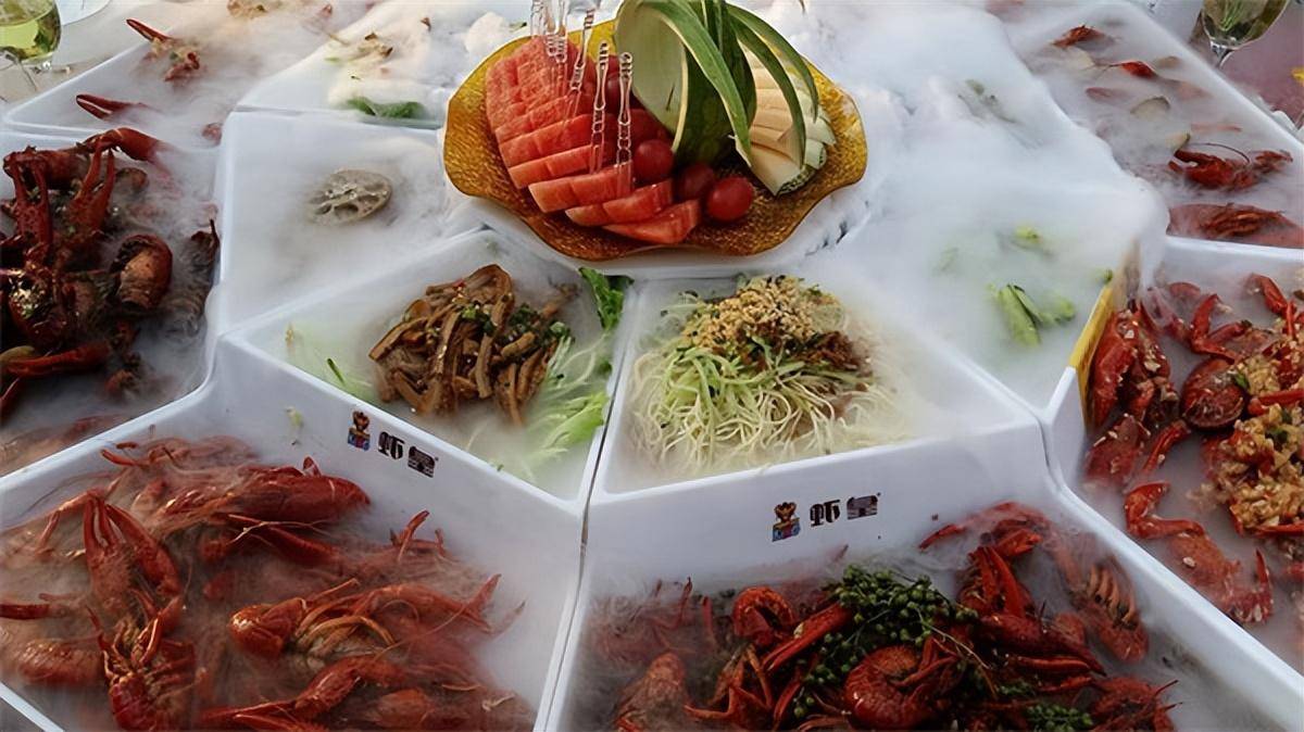 「散文」潜江龙虾宴记(庞良君)