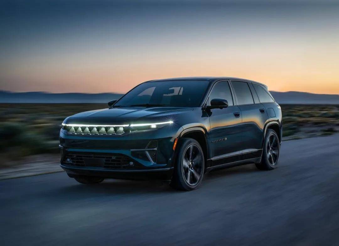 jeep wagoneer s先行版诞生于专为纯电动车型打造的高度灵活stla