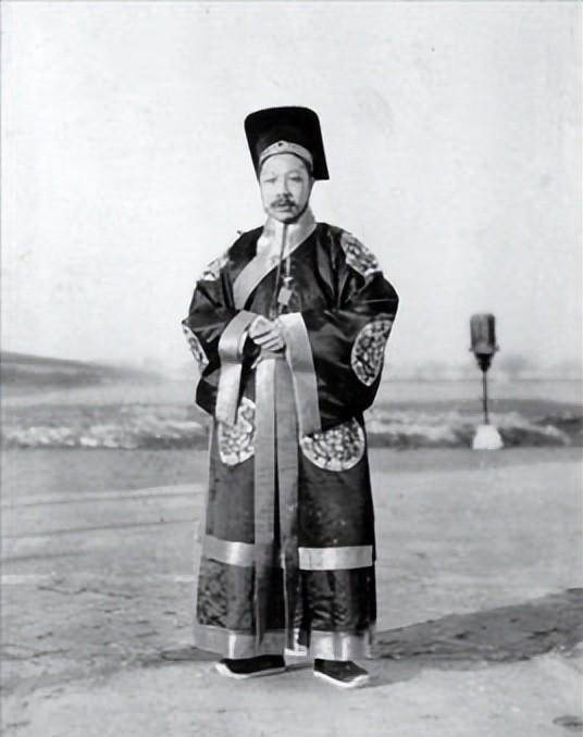 她一句玩笑,得罪丈夫被冷落一生,可是丈夫当皇帝却立她为皇后