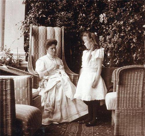 享了一辈子清福,晚年检测dna才被揭穿_安娜·安德森_安娜斯塔西娅