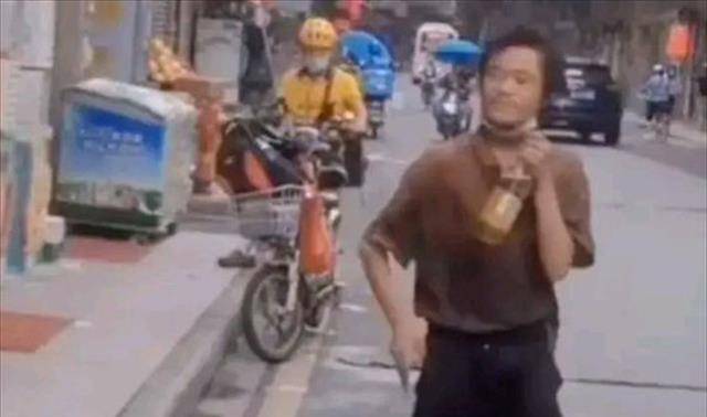 "山寨机鼻祖"陈金陵:负债千万,妻子跑路,如今痴傻流落街头