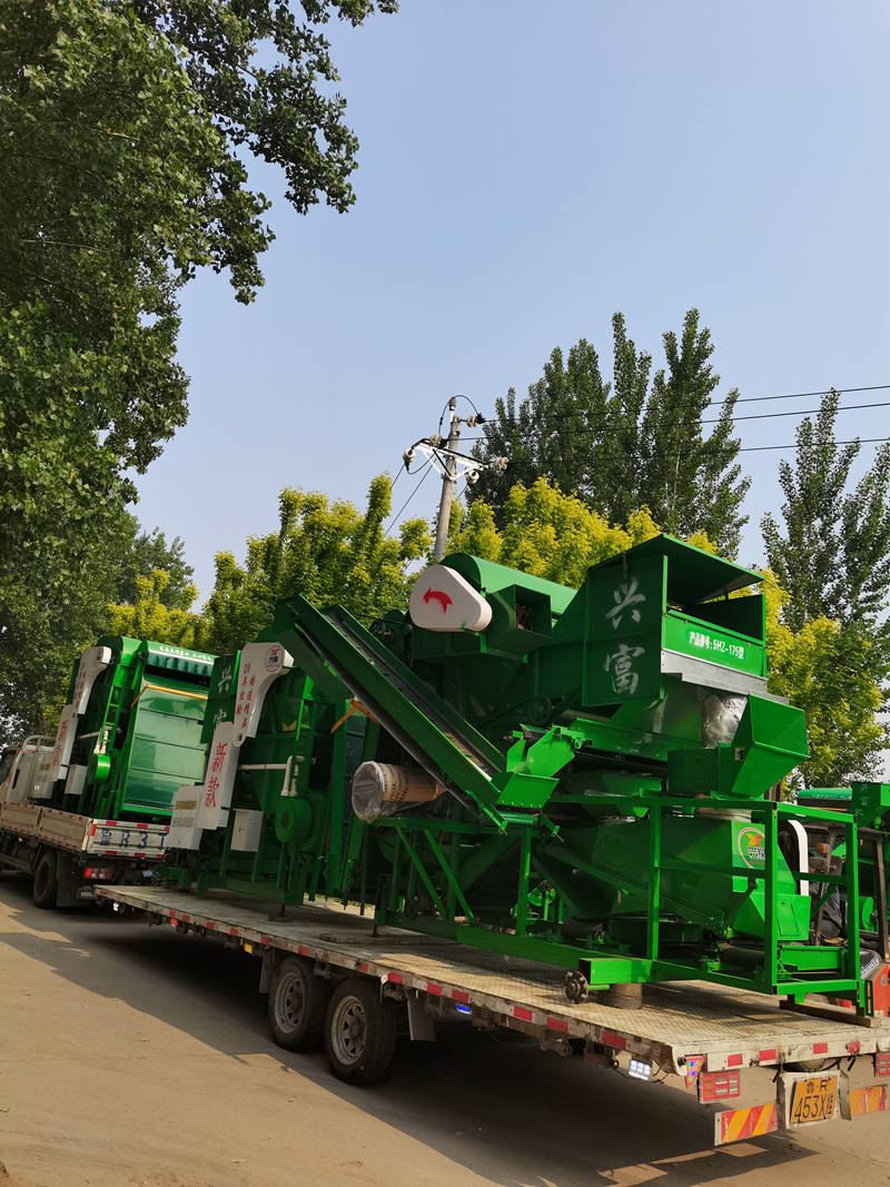 自走式花生摘果机的工作原理及优势