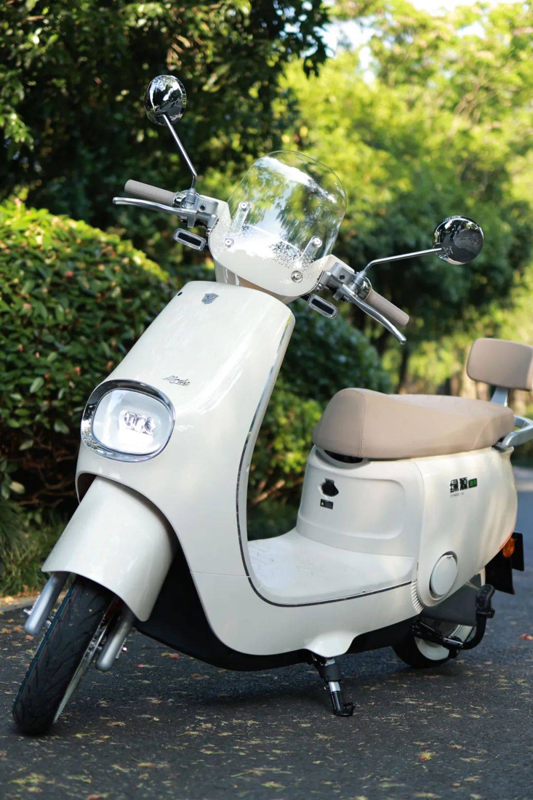 推荐一款电动车精致复古,细节致胜,绿源moda8女性用户评测