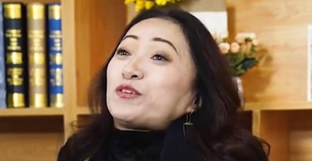 身高85厘米的女强人,被人抱着打天下,攒下