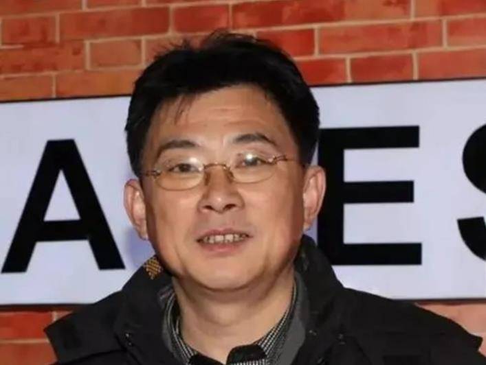 1987年,江苏男子借朋友1千元开理发店,25年后朋友还给他1千万_张爱民